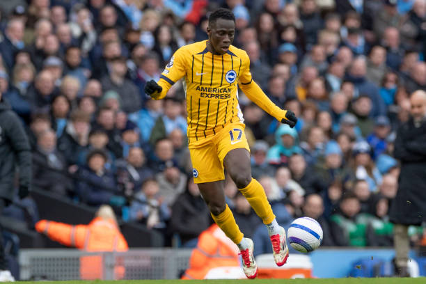 依然是他如 依然是他如