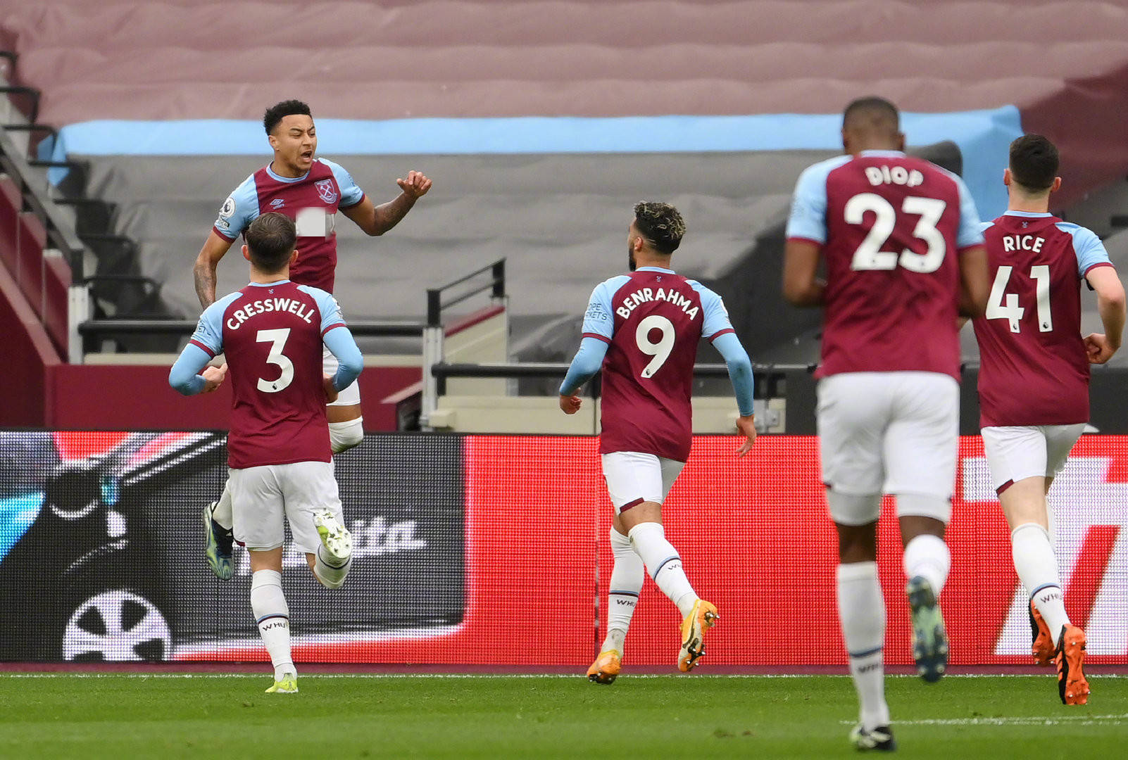 员为其效力 员为其效力